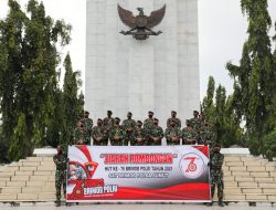 Dansat Brimob Poldasu Pimpin Ziarah Rombongan Di TMP Bukit Barisan Medan