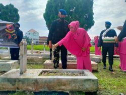 Danden Gegana Sat Brimob Polda Sumut Pimpin Ziarah Rombongan dan Anjangsana