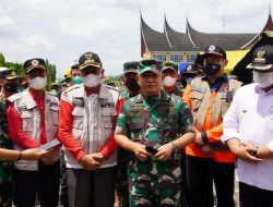 Jenderal TNI Dudung Abdurachman Pastikan TNI-AD Bantu Korban Gempa Pasaman