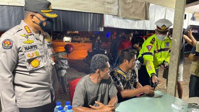 Cegah Penyebaran Covid19, Kabid Humas Polda Riau Pimpin Patroli Blue Light Di Wilkum Polres Rohul