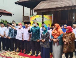 3 LPM Kelurahan Di Kecamatan Senapelan Dilantik oleh Wawako, Berikut Harapan Wawako,Camat Serta Ketua LPM Terpilih