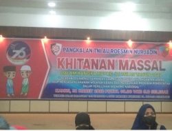 HUT Ke- 76 TNI Mengadakan Bakti Sosial Khitanan Massal, Ini Kata Karumkit AU Dr. Sukirman Lanud Roesmin Nurjadin