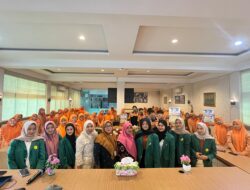Mahasiswi UMRI FEB Sosialisasikan Bullying ke SMK Muhammadiyah 2 Pekanbaru