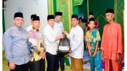 Safari Ramadhan di Sei Tarap Kampa, Wakili Bupati Kampar, Pj Sekda Kampar Ajak Masyarakat Perkuat Kepedulian Sosial dan Semangat Berbagi