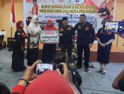 Perkuat Peran Perempuan, Srikandi GRIB Jaya Pekanbaru Gelar Konsolidasi dan Aksi Sosial Dihadiri DPD dan DPC GRIB Jaya