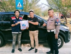 Sambut Akhir Pekan, PJR Tol Pekbang dan Manajemen HK Gelar Aksi Simpatik Tingkatkan Kesadaran Pengendara